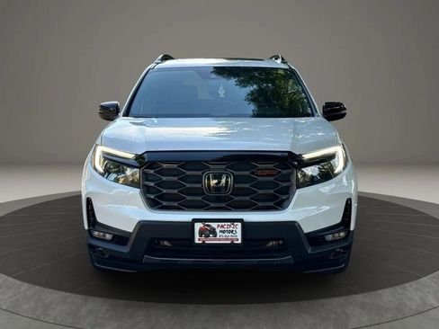 Used 2023 Honda Passport TrailSport image 6