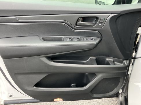 Certified 2026 Honda Odyssey EX-L image 14