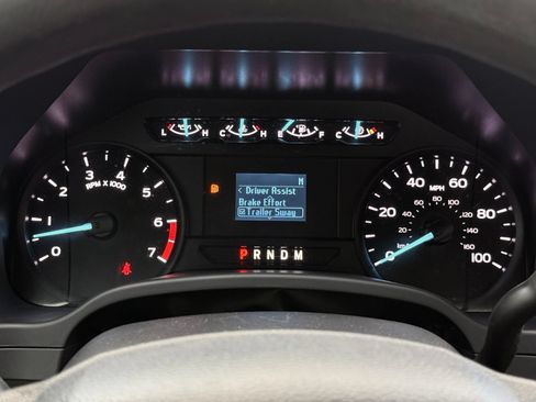 Used 2022 Ford F350 XL w/ Power Equipment Group AWD/4WD image 30