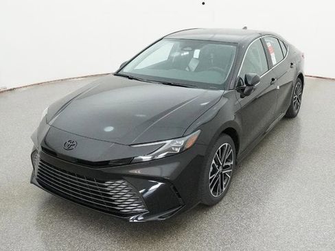 New 2026 Toyota Camry XLE AWD/4WD image 16