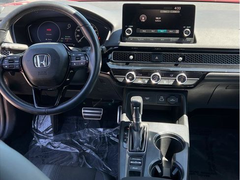 Used 2023 Honda Civic Sport image 10