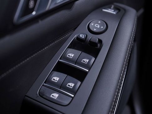 Used 2026 BMW X7 xDrive40i w/ M Sport Package image 11