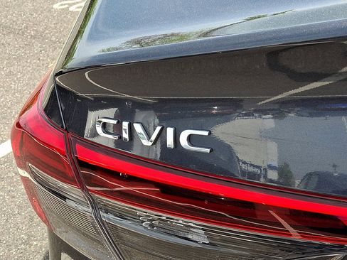 Certified 2024 Honda Civic LX image 30