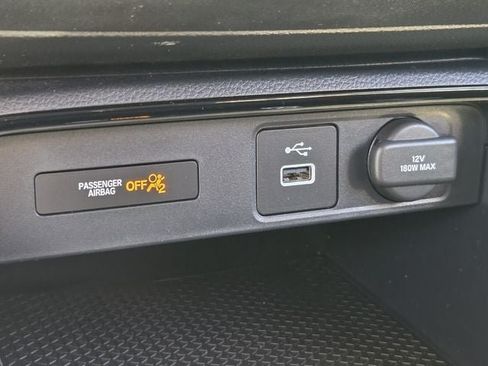 Used 2025 Honda CR-V LX image 38