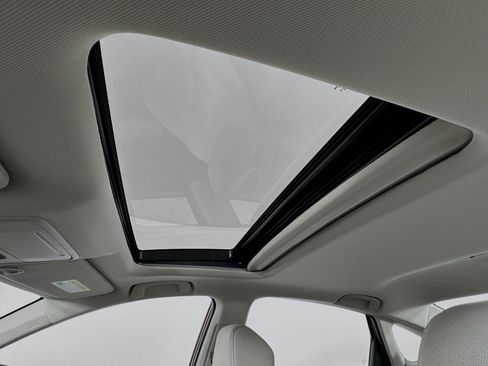 Certified 2023 Honda Accord EX image 21