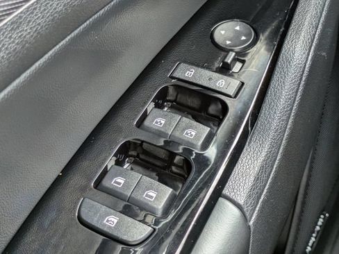 Used 2025 Kia Sportage SX FWD image 25