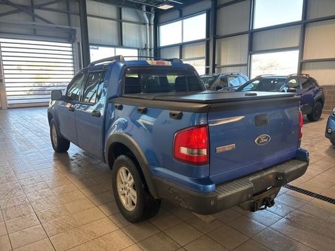 Used 2010 Ford Explorer Sport Trac XLT image 4