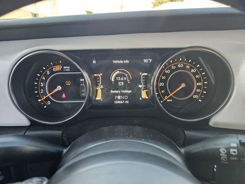 Used 2021 Jeep Wrangler Unlimited Sport AWD/4WD image 23
