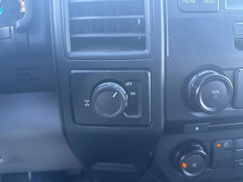 Used 2017 Ford F150 XL w/ Equipment Group 101A Mid image 11