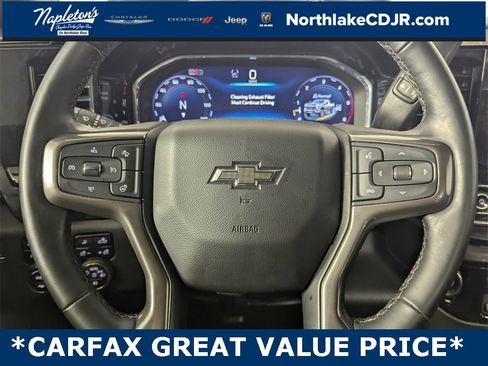 Used 2024 Chevrolet Silverado 2500 ZR2 w/ Technology Package image 16