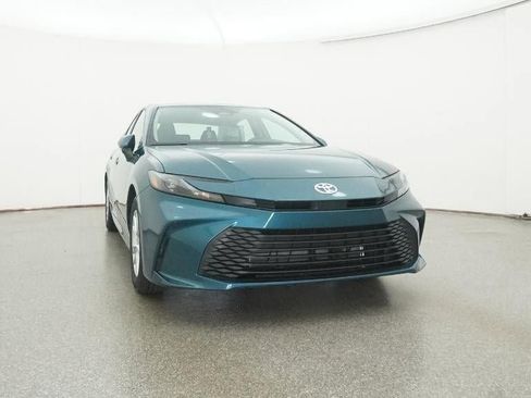 New 2026 Toyota Camry LE image 30
