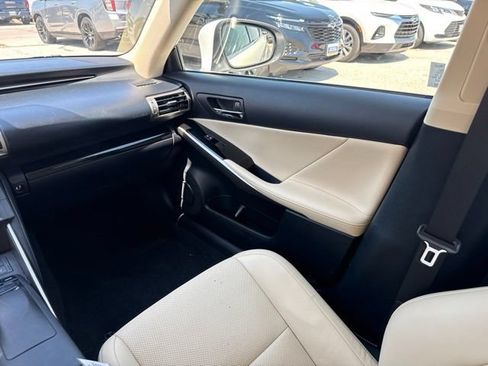 Used 2015 Lexus IS 250 w/ Navigation System Package RWD image 22