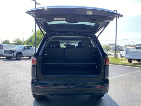 Used 2024 Toyota Sequoia SR5 w/ SR5 Premium Package AWD/4WD image 11