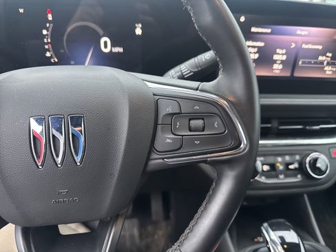 Used 2024 Buick Envista Preferred w/ Convenience I Package image 19