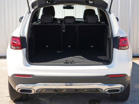 Used 2021 Mercedes-Benz GLC 300 GLC 300 w/ Premium Package image 9