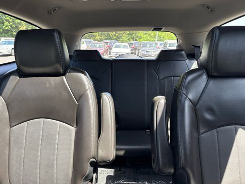Used 2017 Buick Enclave Premium AWD/4WD image 15