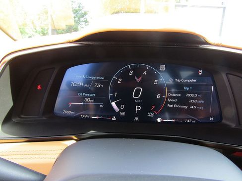 Used 2021 Chevrolet Corvette Stingray Premium Cpe w/ Z51 Performance Package RWD image 18