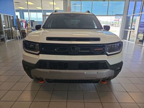 Used 2026 Honda Passport TrailSport Elite image 3