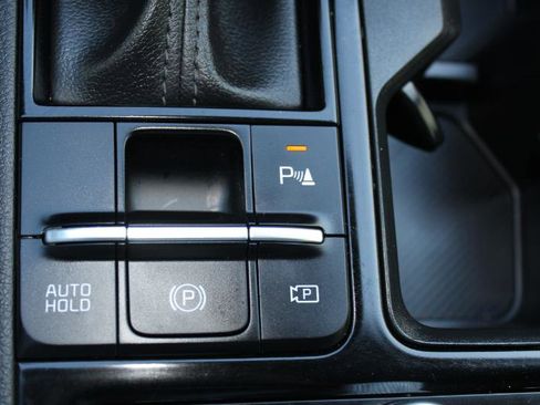 Used 2025 Kia K5 GT-Line image 37