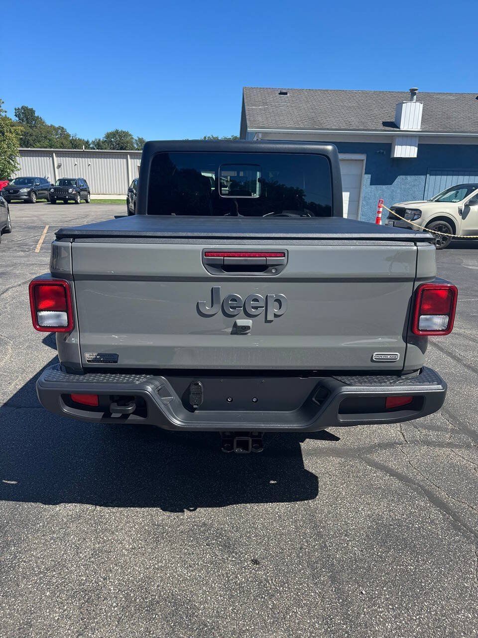 Used 2022 Jeep Gladiator Overland w/ Popular Equipment Package AWD/4WD image 7