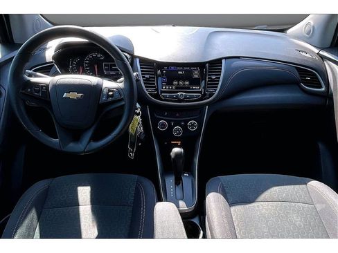 Used 2020 Chevrolet Trax LS w/ Tint and Cruise Package FWD image 18