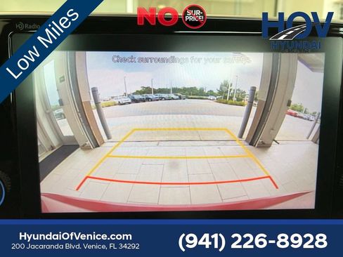 Used 2023 Hyundai Sonata SE w/ Cargo Package FWD image 11