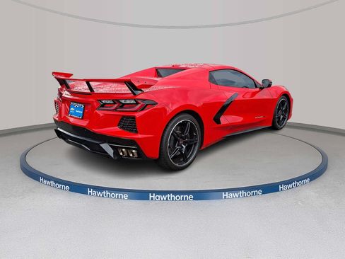 Used 2024 Chevrolet Corvette Stingray Premium Conv w/ Z51 Performance Package RWD image 6