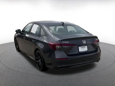 Used 2025 Honda Civic Sport image 9