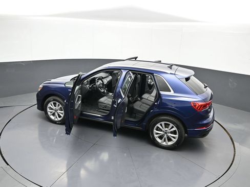 Used 2023 Audi Q3 2.0T Premium Plus AWD/4WD image 44