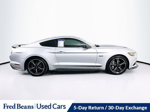 Used 2017 Ford Mustang GT Premium w/ Equipment Group 401A RWD image 12