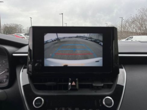 Used 2023 Toyota Corolla LE image 21