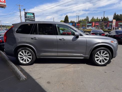 Used 2016 Volvo XC90 T6 Inscription w/ Vision Package AWD/4WD image 11