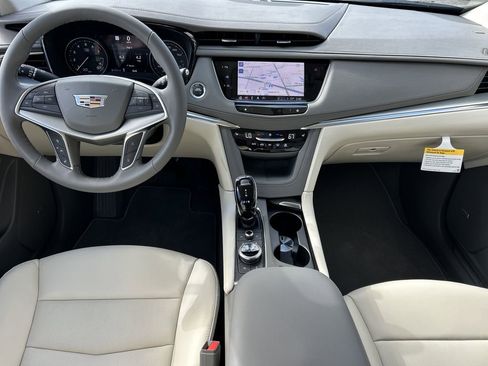 New 2026 Cadillac XT5 Premium Luxury image 13