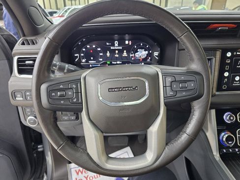 Used 2022 GMC Yukon XL Denali w/ Max Trailering Package AWD/4WD image 28