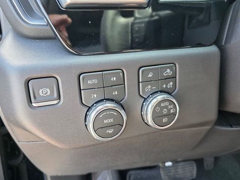 New 2026 GMC Sierra 1500 SLT w/ SLT Premium Plus Package AWD/4WD image 26