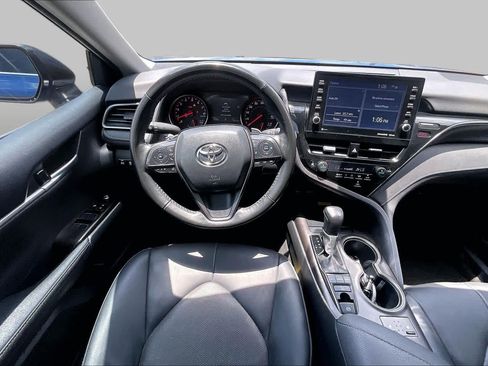 Used 2024 Toyota Camry XSE FWD image 6