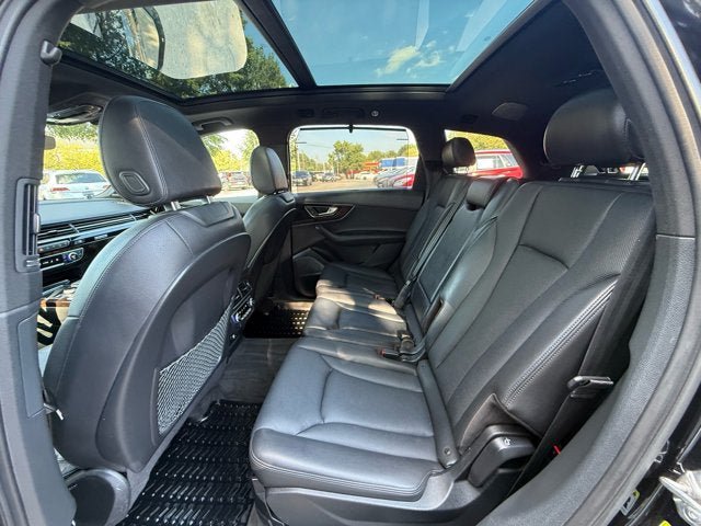 Used 2019 Audi Q7 3.0T Prestige w/ Prestige Package AWD/4WD image 29