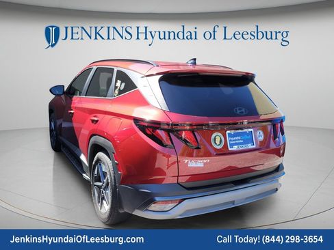Used 2025 Hyundai Tucson SEL FWD image 8