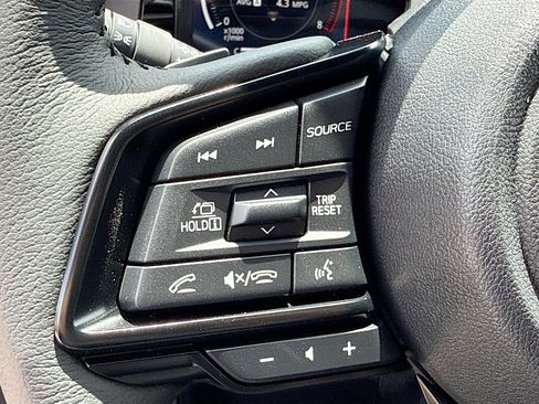 New 2026 Subaru Outback Limited AWD/4WD image 38
