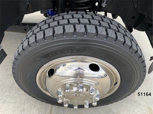 Used 2014 Ford F550 Regular Cab image 25