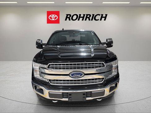 Used 2018 Ford F150 Lariat w/ Equipment Group 502A Luxury AWD/4WD image 2