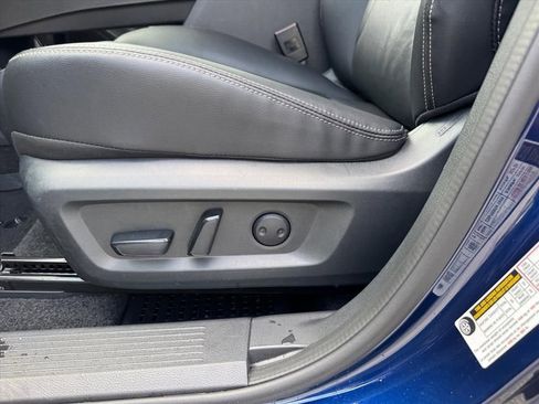 Certified 2026 Nissan Rogue SL FWD image 15