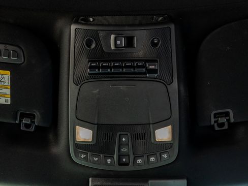 Used 2021 Ford F250 Platinum w/ Tremor Off-Road Package image 28