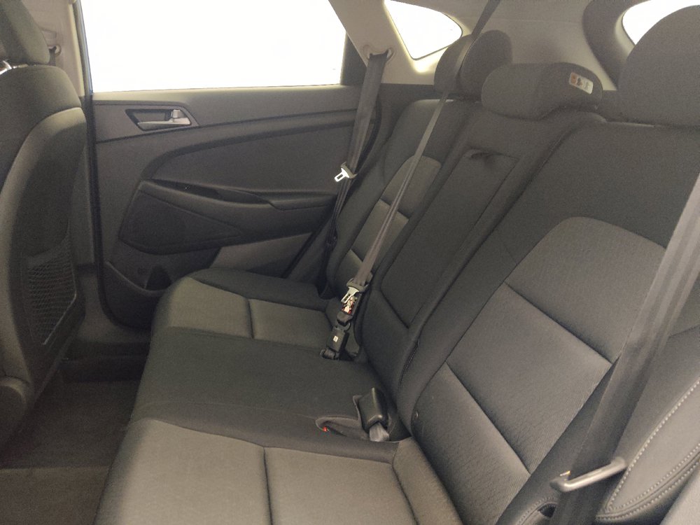 Used 2016 Hyundai Tucson SE w/ Option Group 02 FWD image 18