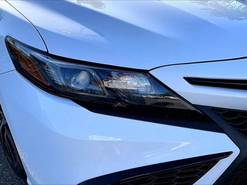 Used 2021 Toyota Camry SE image 27