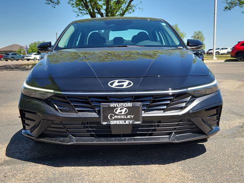 New 2026 Hyundai Elantra Limited FWD image 8