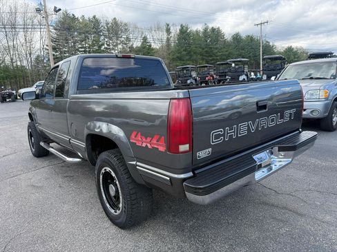 Used 2000 Chevrolet Silverado 2500 4x4 Extended Cab image 8