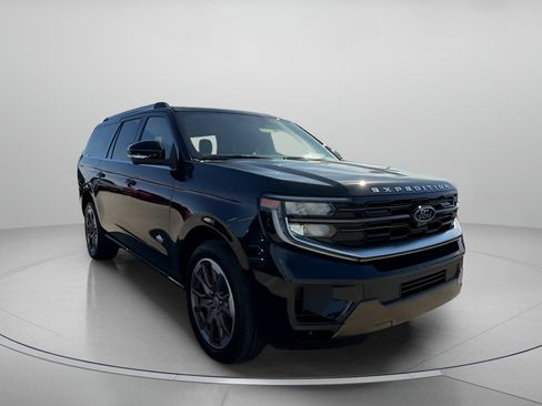 New 2026 Ford Expedition Max King Ranch image 2