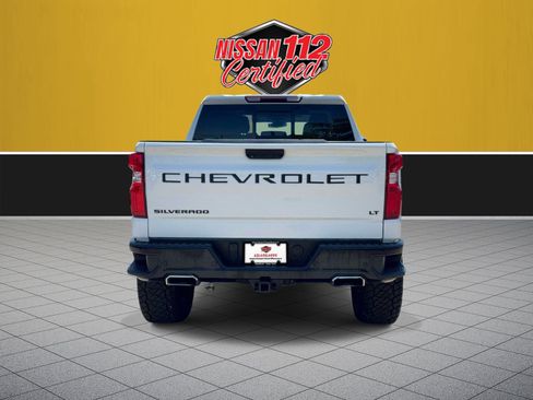 Used 2023 Chevrolet Silverado 1500 LT Trail Boss w/ LT Trail Boss Premium Package AWD/4WD image 7