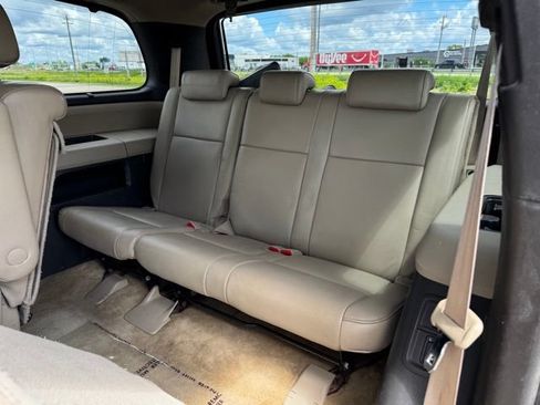 Used 2008 Toyota Sequoia Limited AWD/4WD image 8